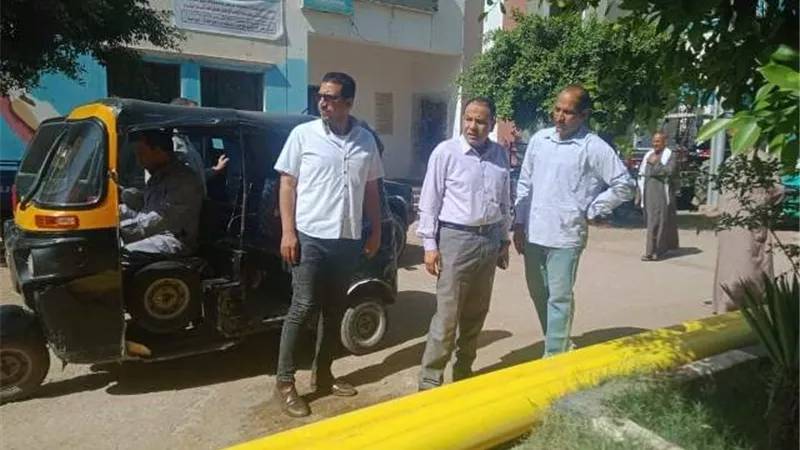 رئيس مدينة ابوقرقاص يتفقد مشروعات 