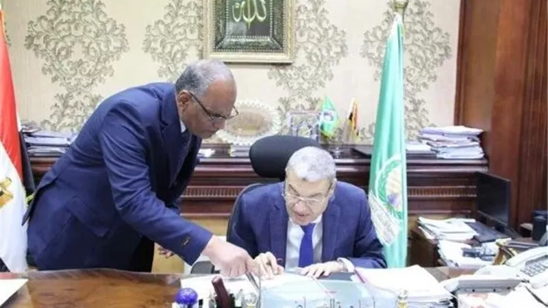 محافظ المنيا يعتمد نتيجة الشهادة الاعدادية