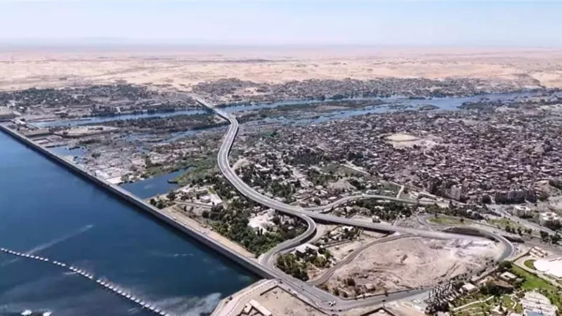 أشرف عطية يتابع الجهود المكثفة للإنتهاء من مشروع محور بديل خزان