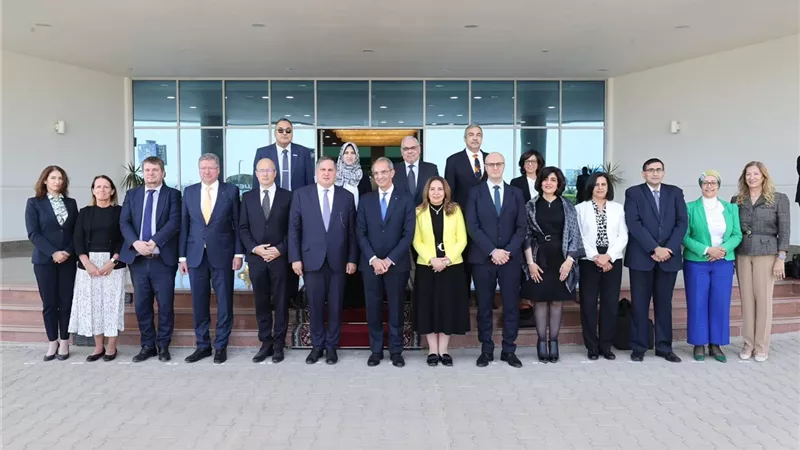 وفد الشركات المجرية فى زيارة لمدينة المعرفة بالعاصمة الإدارية غدا