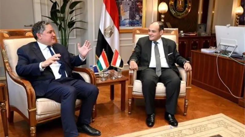 وزير التجارة يبحث مع وزير الاقتصاد الوطني المجري سبل تنمية العلاقات