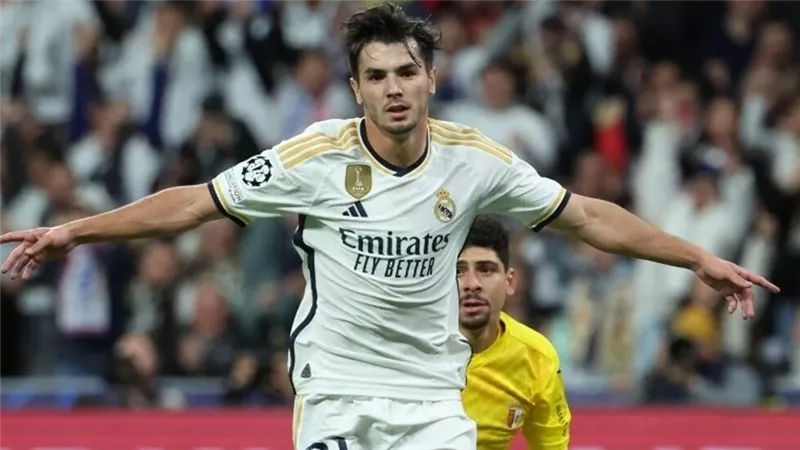 نجم ريال مدريد ينضم لمعسكر المغرب قبل مواجهتي زامبيا والكونغو