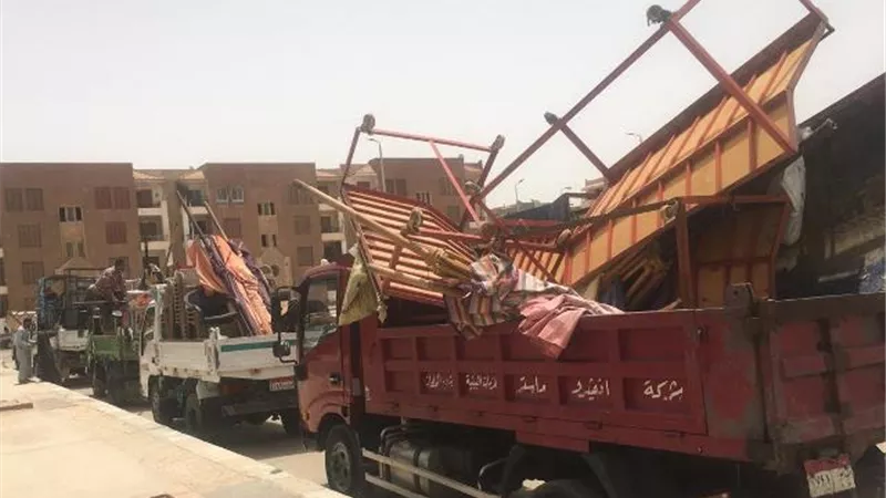 جهاز الشروق يحرر 9 محاضر يشَن حمله مُكبره لرفع الإشغالات.. بالصور