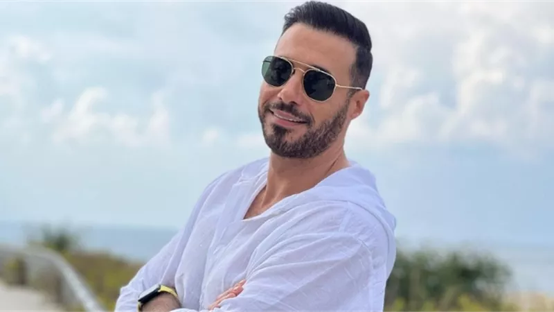 أحمد السعدني يتصدر مواقع البحث فى أول ظهور له بعد وفاة والده