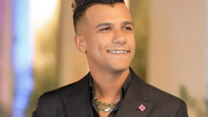 عصام صاصا يعود لنشاطه الفني بعد دهسه شخصًا على الدائري