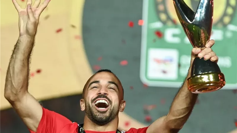 ''غضب بعض لاعبي الأهلي'' تطورات جديدة بشأن أزمة أفشه الأخيرة