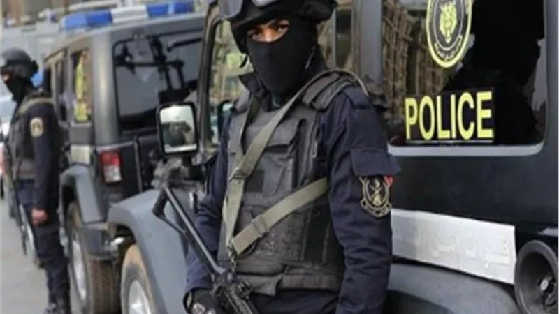 ضبط شخص روج لبيع أجهزة كهربائية بأسعار مخفضة على الفيسبوك