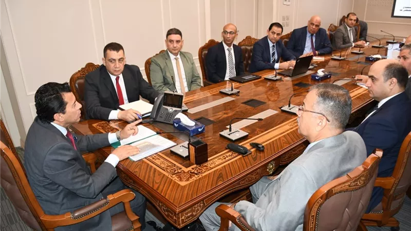 وزير الرياضة:تقديم كافة الدعم لمركز التنمية الشبابية في الجزيرة ٢