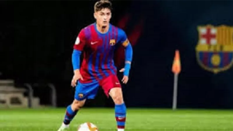 برشلونة يقرر تحصين مستقبل كاسادو حتى 2026