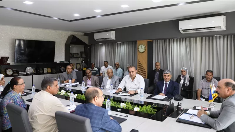 محافظ أسوان : وضع آلية بين المحافظة والهيئة العامة للسد العالى