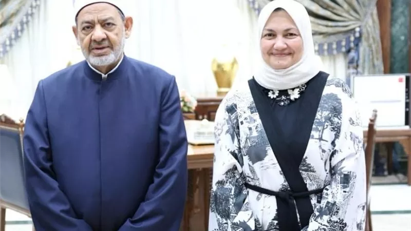 فضيلة الإمام الأكبر يطمئن على امتحانات «ثانوية البعوث»