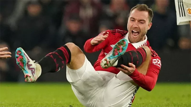 شاهد .. إريكسن يسجل هدف رائع لمنتخب الدانمارك أمام السويد