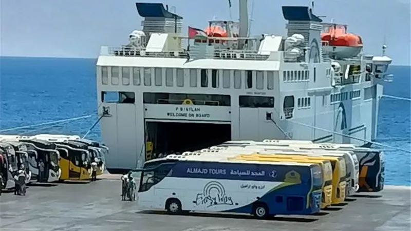اليوم.. انطلاق آخر أفواج الحج البري من نويبع البحري