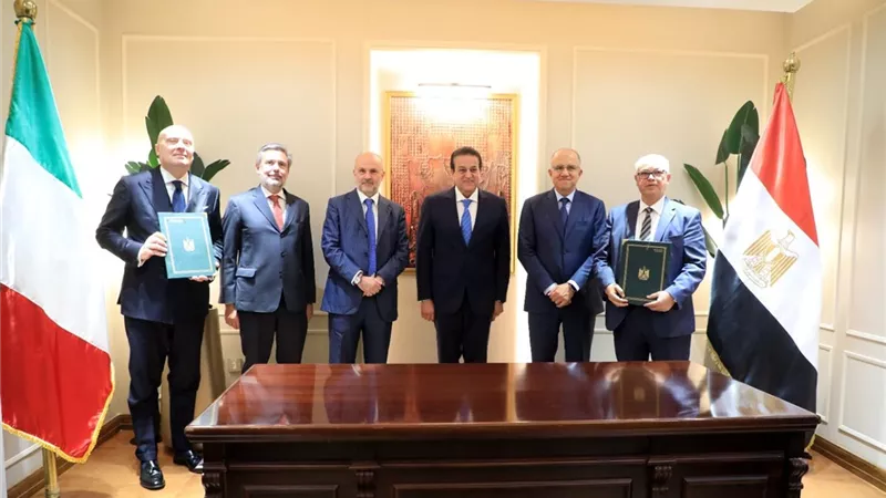 توقيع مذكرة تفاهم بين الرابطة الإيطالية لشركات الأدوية واتحاد الصناعات