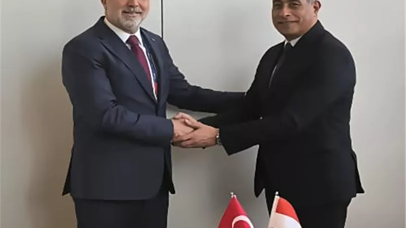 وزير العمل يبحث مع نظيره التركي سبل التعاون في الملفات المشتركة