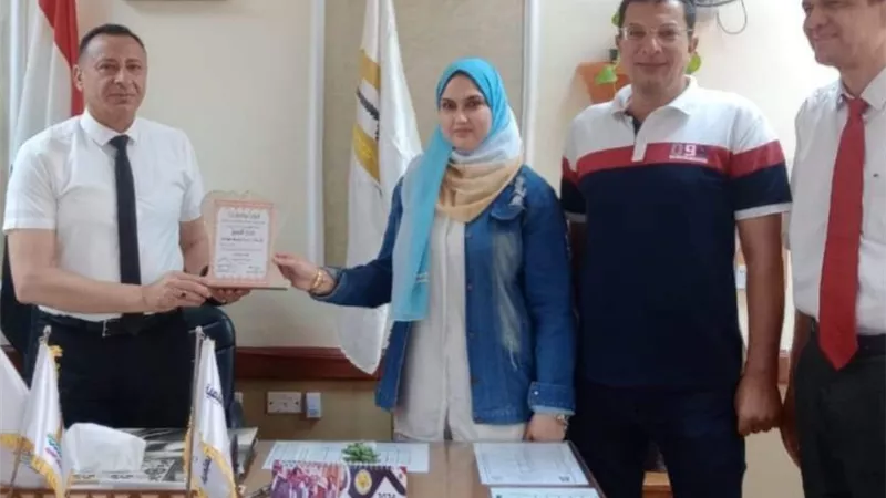تعليم الداخلة يكرم اخصائي الصحافة المدرسية لفوزها بالمركز الخامس