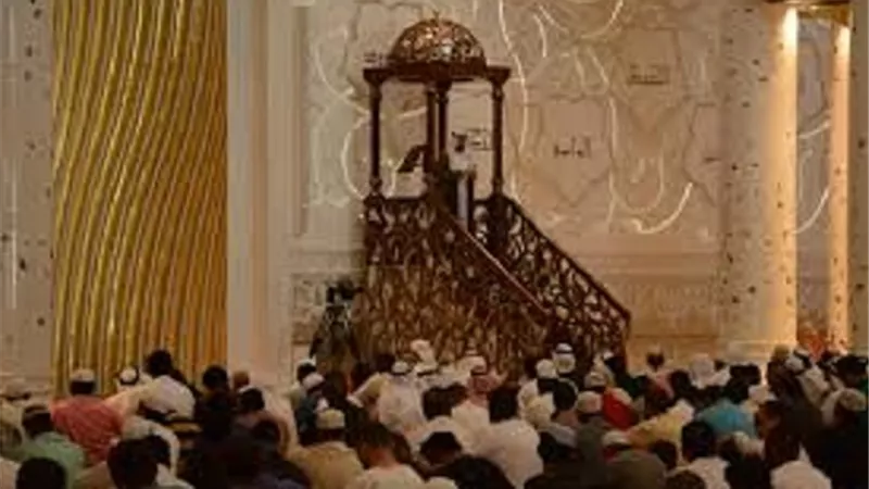 فضل الانصات لخطبة الجمعة