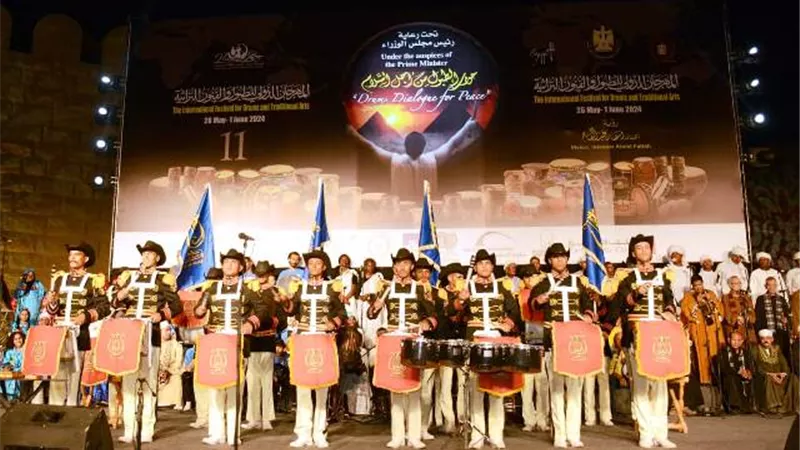 الموسيقات العسكريةتشارك فى فعاليات المهرجان الدولى للطبول والفنون