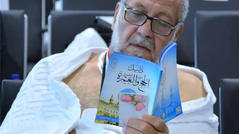 غدا..مصر للطيران تسير 25 رحلة جوية إلي الأراضي المقدسة