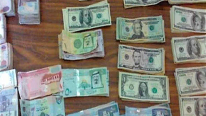 ضربة موجعة لتجار العملة..الداخلية تضبط قضايا إتجار بـ11مليون جنيه