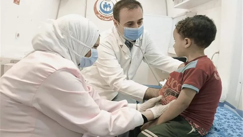 توقع الكشف على 1237 حالة بقافلة طبية بدير السنقورية