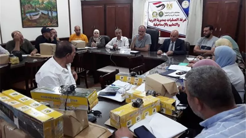 مدير تعليم الإسماعيلية يجتمع برؤساء لجان الثانوية العامة