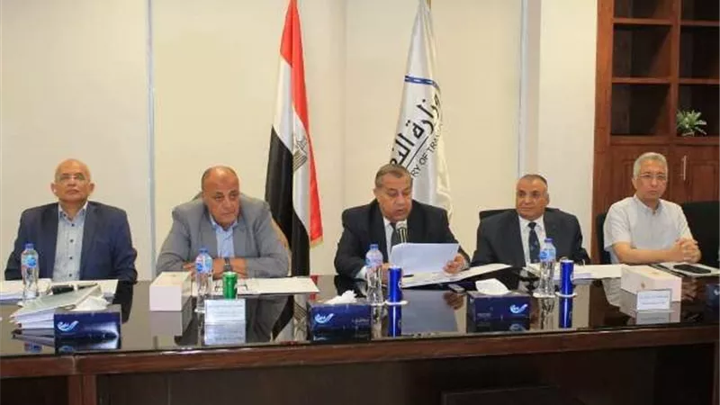 اعتماد الموازنات لـ 3 شركات تابعة للقابضة لمشروعات الطرق والكبارى