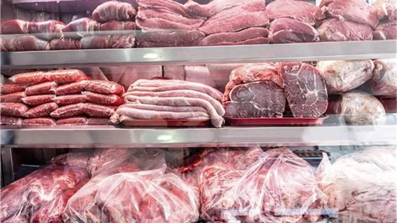 استعدادا لعيد الأضحى.. التموين تضخ 150 طنا يوميًا من اللحوم الطازجة بالمجمعات الاستهلاكية