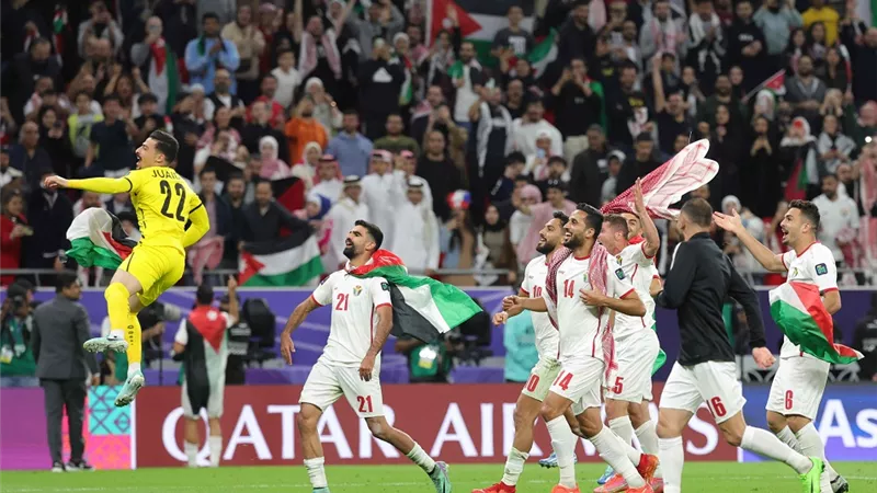 الأردن يهزم طاجكستان بثلاثية ويصعد لأمم آسيا 2027