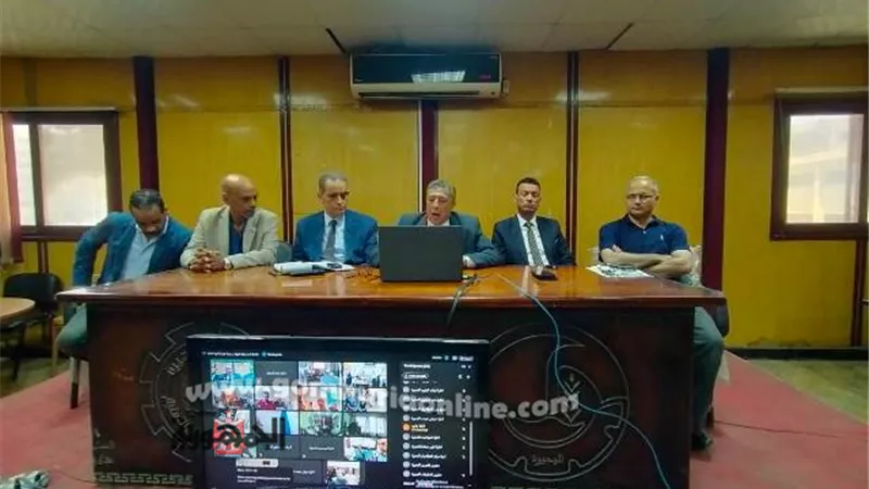 وكيل تعليم البحيرة يعقد اجتماعا مع رؤساء لجان الثانوية العامة