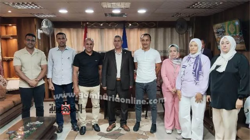 مدير تعليم دمياط يلتقي بمديري مدارس المبادرة الرئاسية