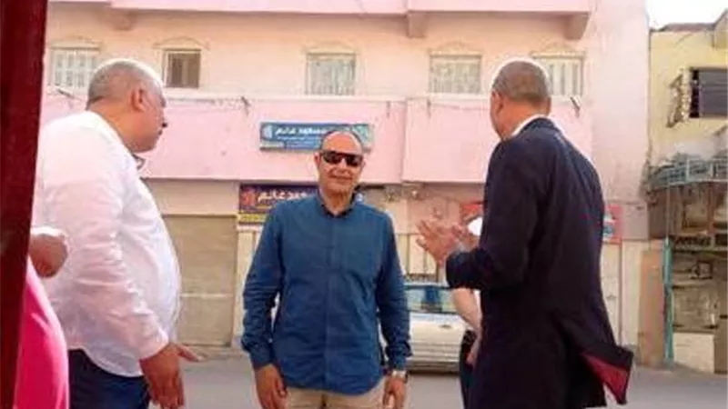رئيس مدينة الدلنجات يتابع التجهيزات بلجان واستراحات الثانوية