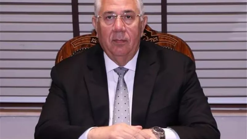 وزير الزراعة يوجه بتكثيف التفتيش على منافذ بيع اللحوم والدواجن