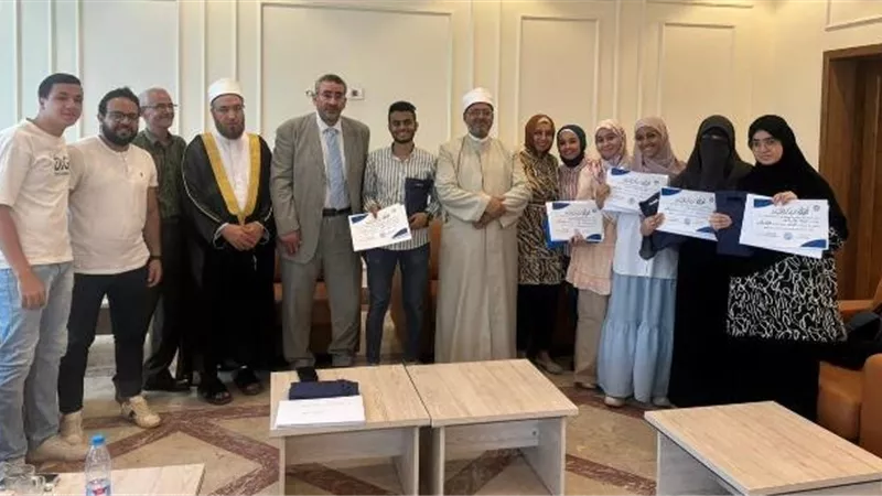 جامعة حلوان الأهلية تعلن أسماء الطلاب المكرمين من حفظة القرآن صور