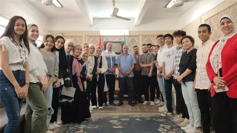 الاتحادات الطلابية بالمنيا تشارك في غرفة عمليات الثانويه العامة