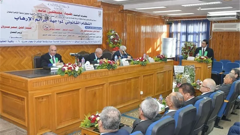 الخشت يستعرض مع وزير العدل دور الجامعة وأساتذتها فى تعزيز الوعي القانوني