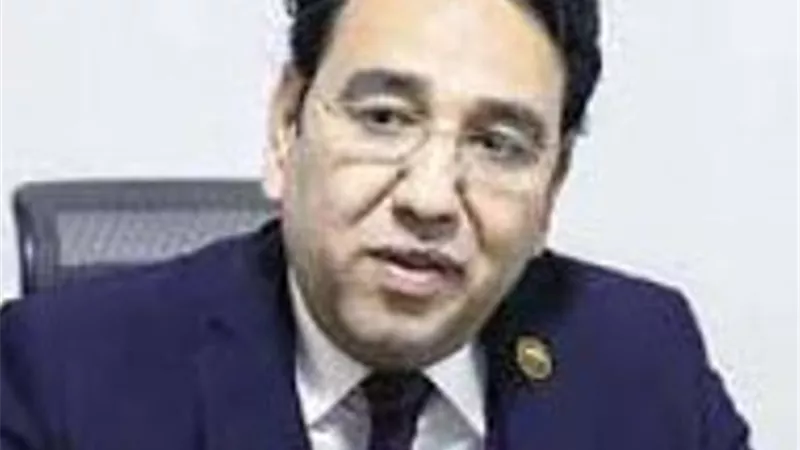 طلب إحاطة بشأن رفع بعض المدارس الخاصة للمصروفات بنسبة 100%