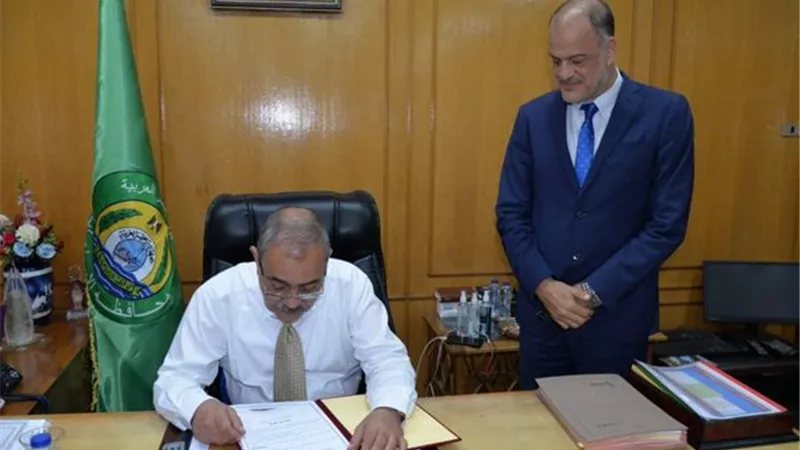 محافظ الإسماعيلية يعتمد تنسيق القبول بالثانوي العام والفني