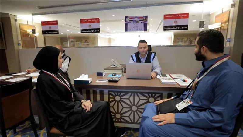 رئيس بعثة الحج: اكتمال وصول جميع حجاج بعثة القرعة لمكة غدا