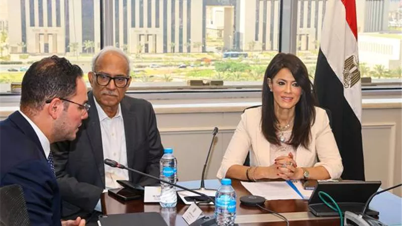 المشاط: نستهدف تعزيزالحوار المتبادل بين بنك التنمية ومراكز الفكر