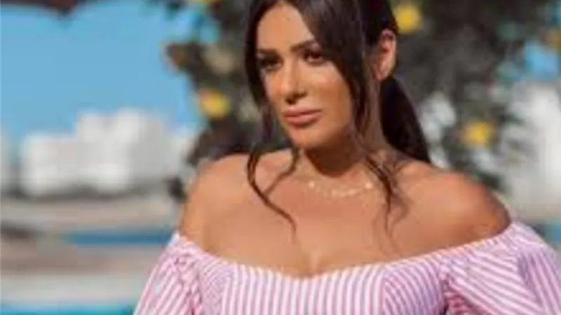 الموت يفجع الفننانة إنجي المقدم