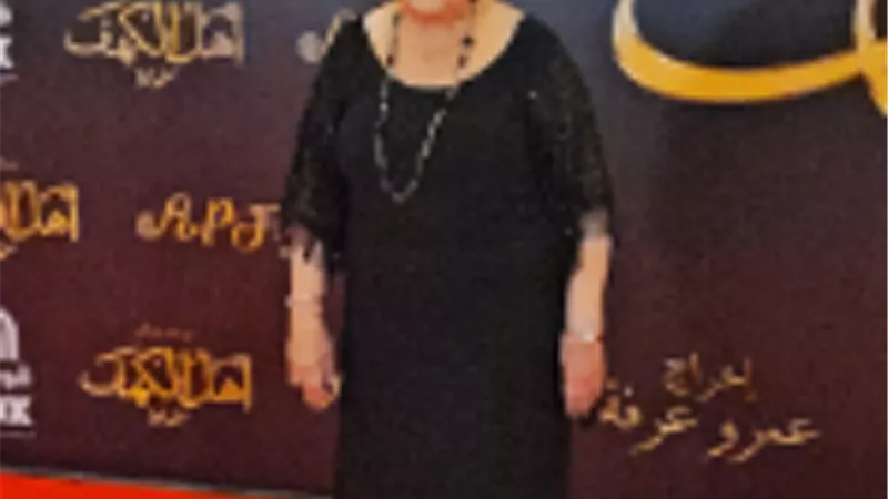 ميمي جمال عن 