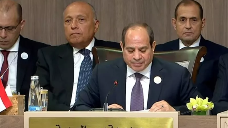 السيسي: أبناء الشعب الفلسطيني في غزة محاطون بالقتل والترويع