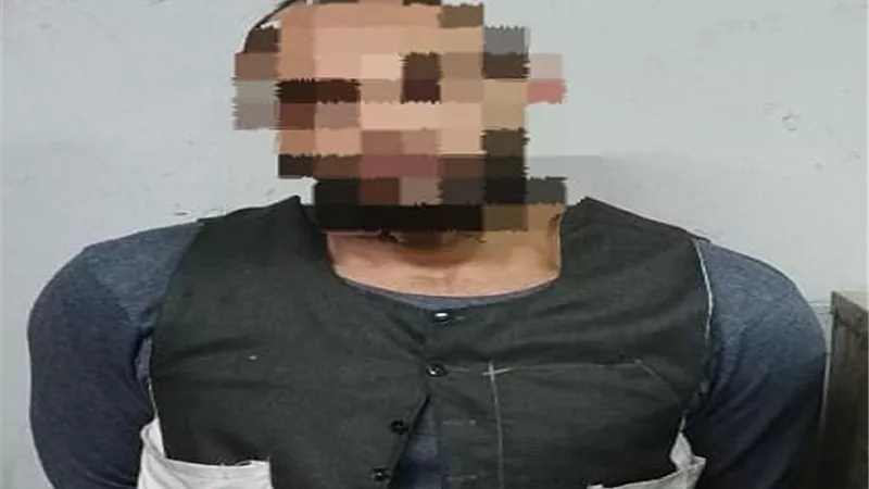 قتل صديقه في الزراعات.. بـ 3 طعنات !!