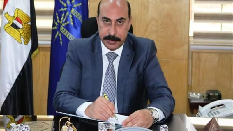 محافظ أسوان: خفض الحد الأدنى لتنسيق القبول بالثانوى العام إلى 220 درجة