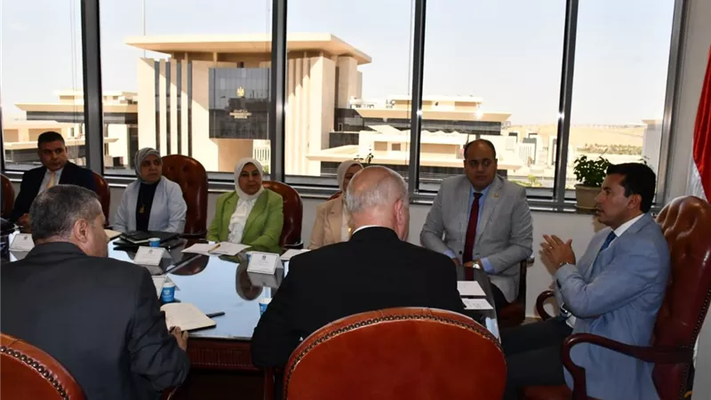 وزير الرياضة يتابع الموقف النهائي لإطلاق فعاليات صيف شبابنا