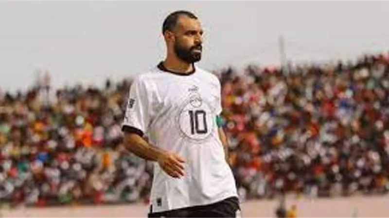 صلاح يستعد لاقتحام نادي المائة مع الفراعنة