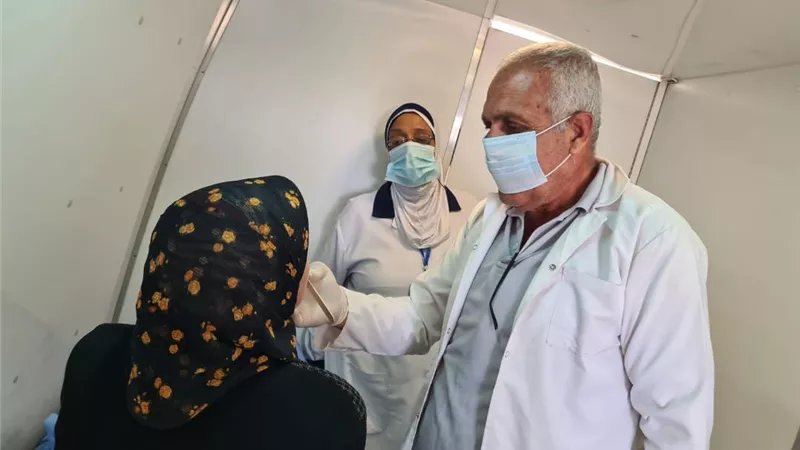 الكشف على 1205 مواطنا فى قافلة عملرة ابو حمص