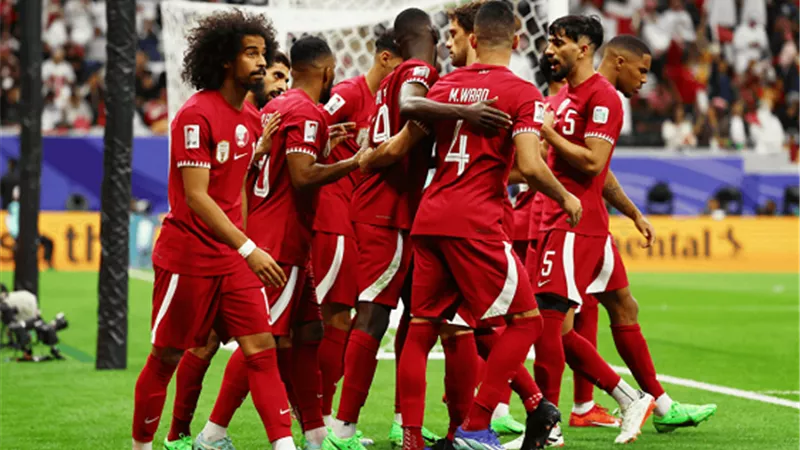 منتخب قطر يفوز على الهند بثنائية ويطيح به من تصفيات كأس العالم