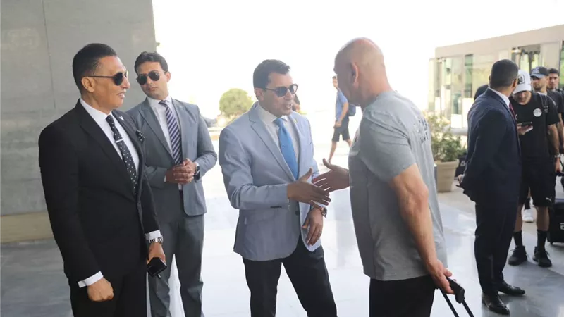 صبحي يستقبل المنتخب بعد عودته من غينيا.. ويوجه رسالة للاعبين